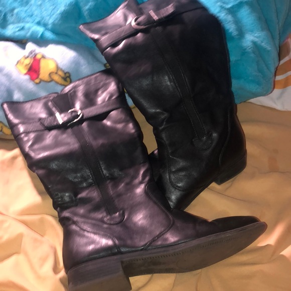 Size 9 Black Leather Boots - Picture 1 of 4
